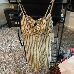 Billabong black and cream romper